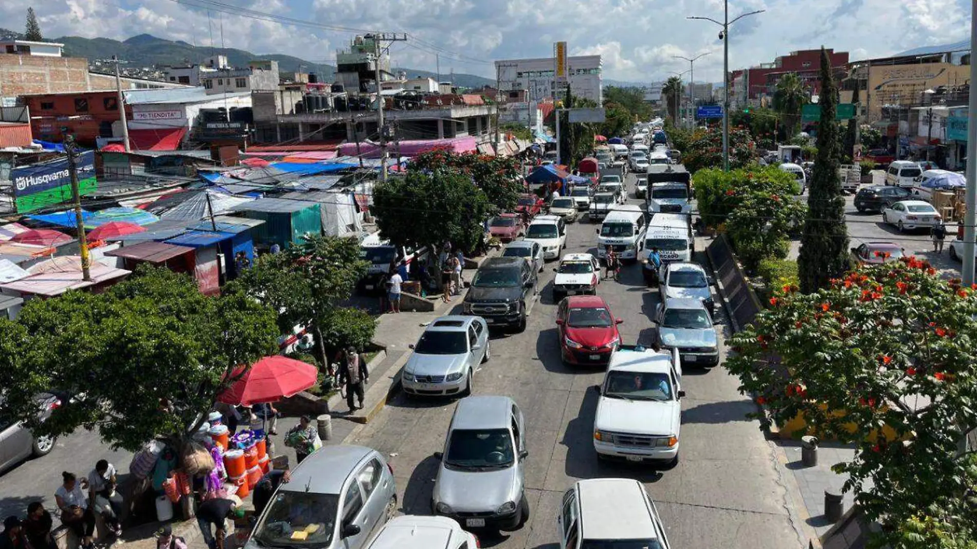 Acapulqueños viajan hasta Chilpancingo